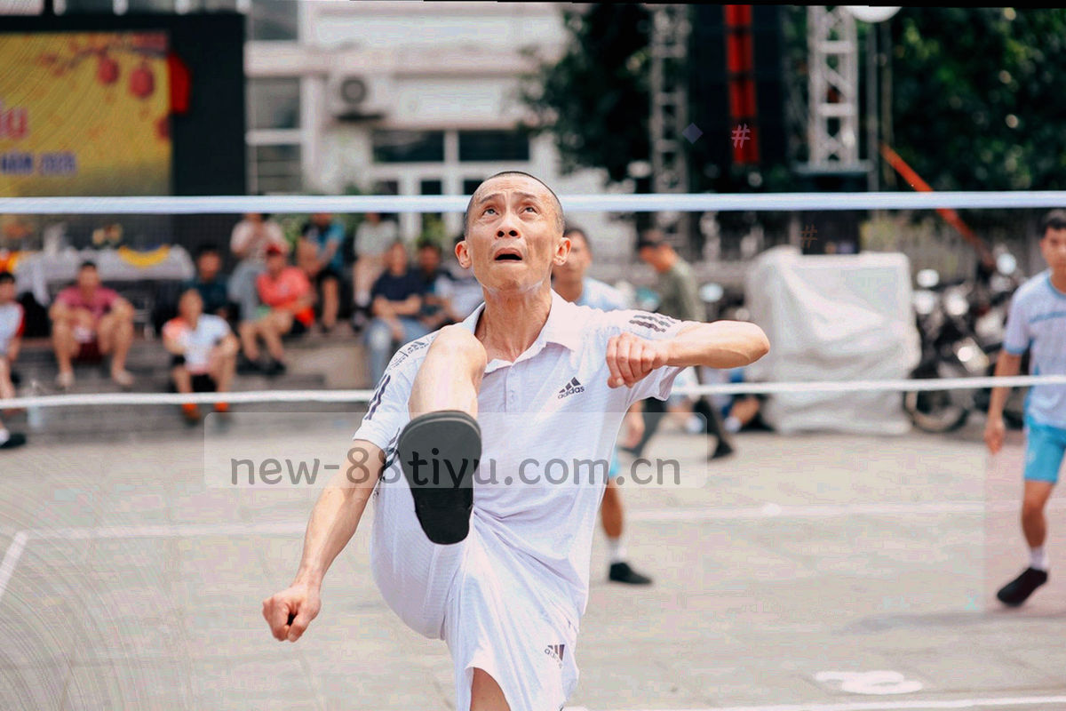 屏幕上密集的赛事条目列表，其中数条以琥珀金色标记，画面局部聚焦